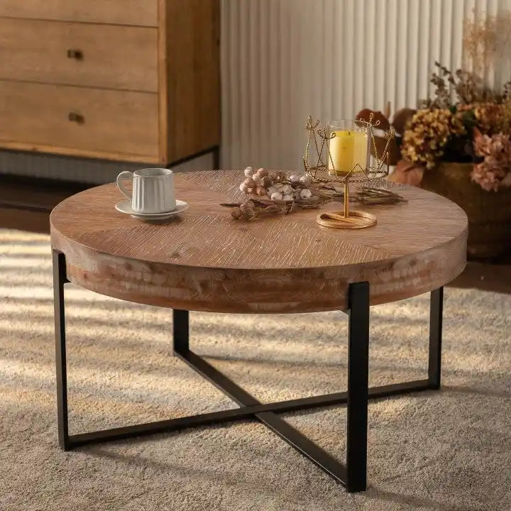 Mesa de centro redonda natural y dorada / natural y negra con patas cruzadas