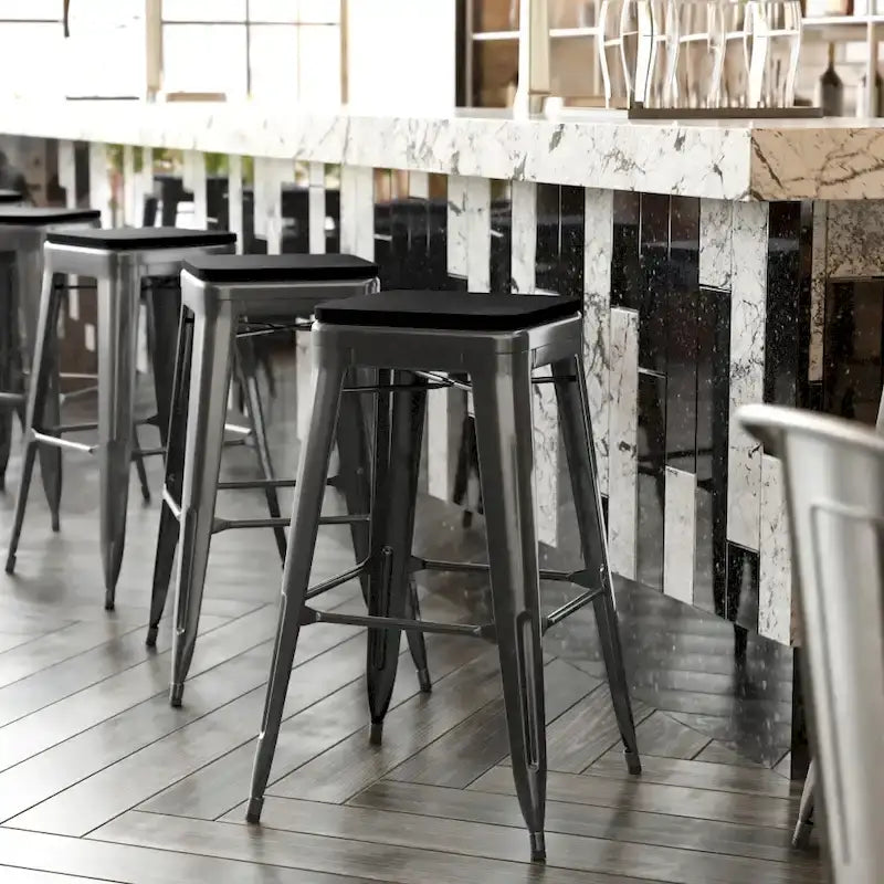 Taburete de bar sin respaldo apilable multicolor, interior/exterior, asiento individual