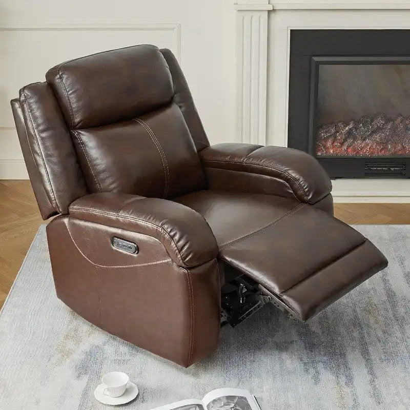 Sillón reclinable eléctrico individual Wall Hugger color crema/gris con reposacabezas y puertos USB